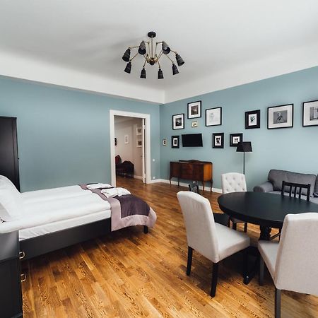 Sherlock Apartments Рига Екстер'єр фото