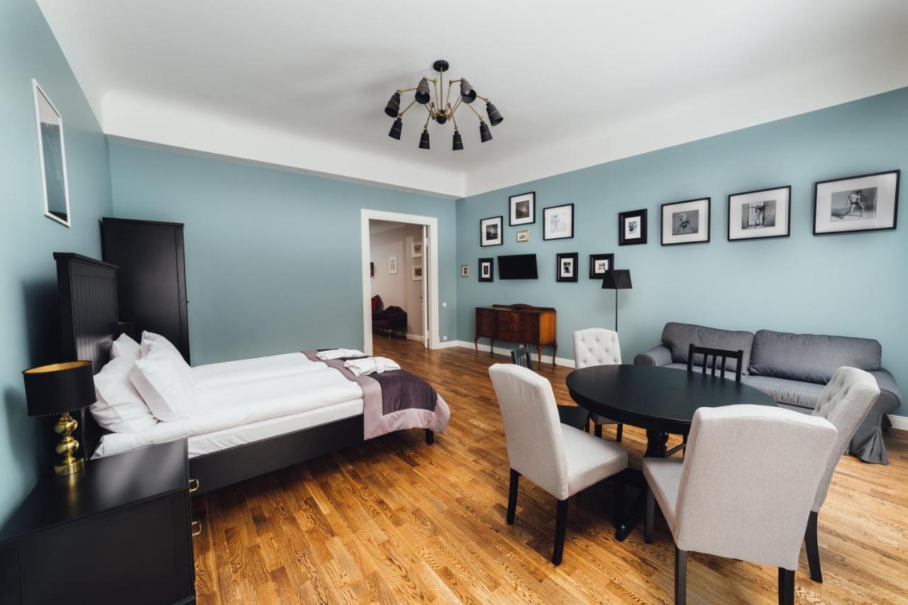 Sherlock Apartments Рига Екстер'єр фото