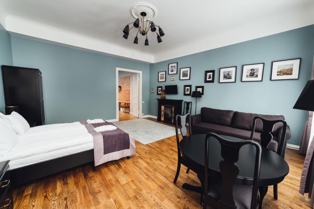 Sherlock Apartments Рига Екстер'єр фото